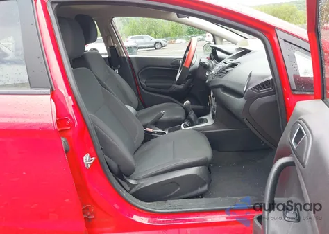 2015 Ford Fiesta Se z USA, uszkodzony, nr VIN 3FADP4EE6FM215869